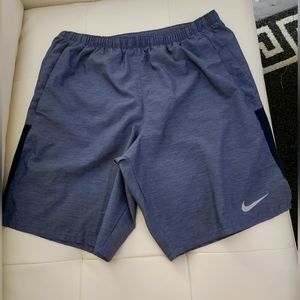 Nike shorts Medium